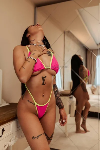 Компаньонка София - 👄Селин👄 ГФЕ 🦢 - Френска с презерватив, Масаж, Класически секс - снимка 3