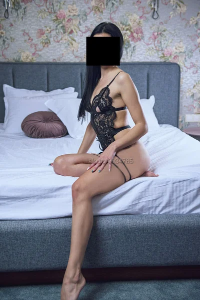 Компаньонка София - 💜Мони💜 pleasure with me - Класически секс, Френска с презерватив, Масаж - снимка 3