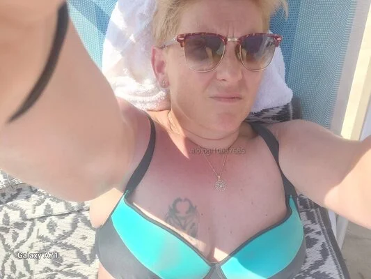 Компаньонка Благоевград - Amore e liberta - Френска без презерватив, Играчки, Пенис колан - снимка 2