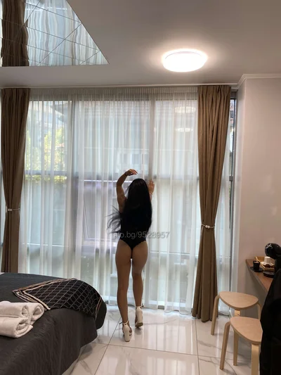 Компаньонка Бургас - ☘️Miss Elegance 🍀За първи път тук