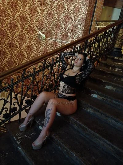 Компаньонка Благоевград - New eckort