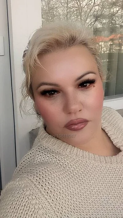 Компаньонка София - Най-добрата френска е при - Френска с презерватив, Френска без презерватив, Дълбоко гърло - снимка 2