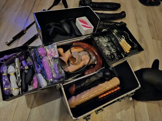 Компаньонка София - Domina Steno и Elena - BDSM, Играчки, Пенис колан - снимка 6