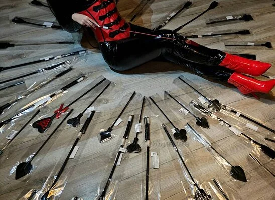 Компаньонка София - dominatrix elena