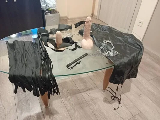 Компаньонка Враца - Нова Вики💯Реална. Царицата на - Стриптийз, Строга господарка, Влизане в роля - снимка 7