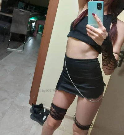 Компаньонка Варна - Тясно миньонче!