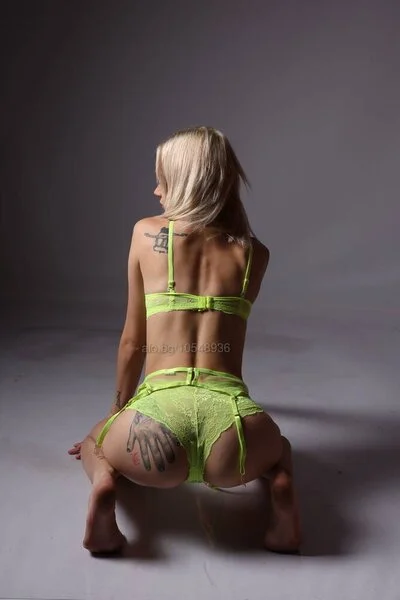 Компаньонка Пазарджик - Top Escort - Френска с презерватив, Френска без презерватив, Дълбоко гърло - снимка 9