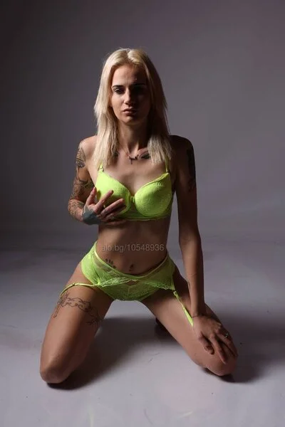 Компаньонка Пазарджик - Top Escort - Групов секс, Френска с презерватив, Френска без презерватив - снимка 5