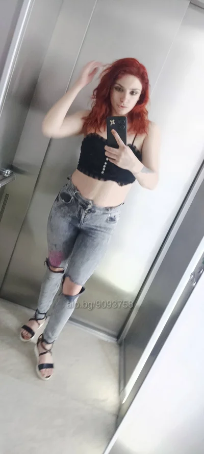 Компаньонка София - Свирка в кола 25с - Класически секс, Групов секс, Орален секс - снимка 17