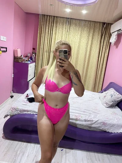 Компаньонка София - Melissa New Here