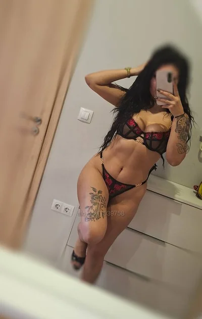 Компаньонка София - SEXY ESKORT