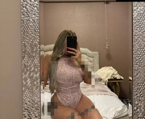 Компаньонка Созопол - A Brazilian butt-something you - Класически секс, Групов секс, GFE - снимка 1