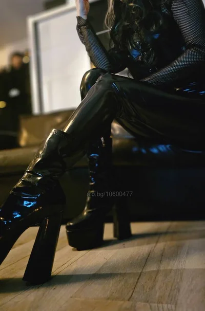 Компаньонка София - 01.05 и 04.05 DOMINATRIX - Влизане в роля, BDSM, Играчки - снимка 24