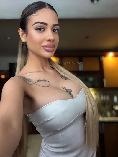 Компаньонка София - * “Elite Experience 👑” - Класически секс, Групов секс, Орален секс - снимка 1