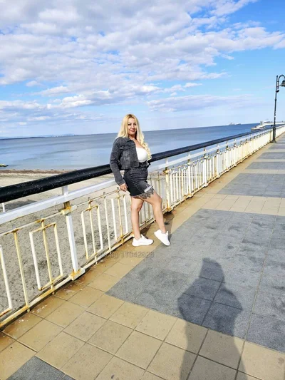 Компаньонка Пловдив - Здравейте казвам се Лора - Играчки, Пенис колан, Стриптийз - снимка 3