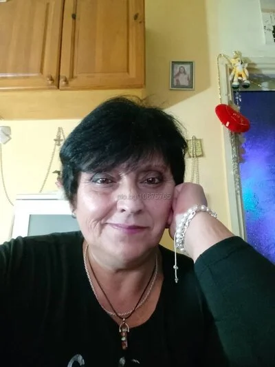 Компаньонка Сливен - Секс с минет без анален