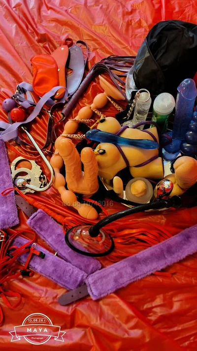 Компаньонка Варна - Bdsm - Domina За - Играчки, Пенис колан, Строга господарка - снимка 13
