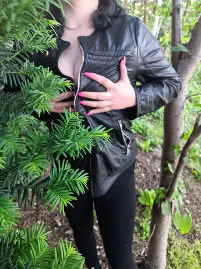 Компаньонка София - Сладко изкушение Инес