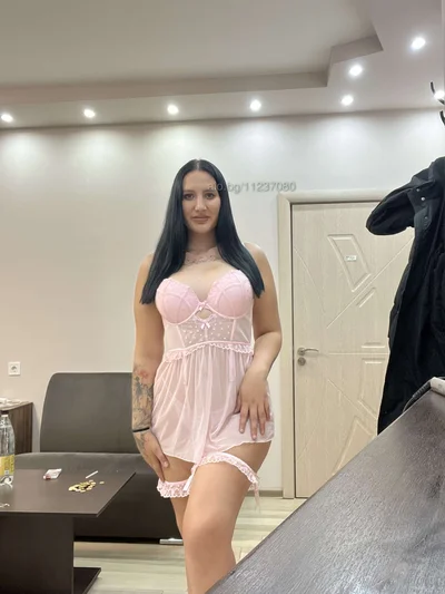 Компаньонка Пловдив - 👑 Reall Barbie✅ Melissa😍💦visit - Стриптийз, Строга господарка, Масаж - снимка 3
