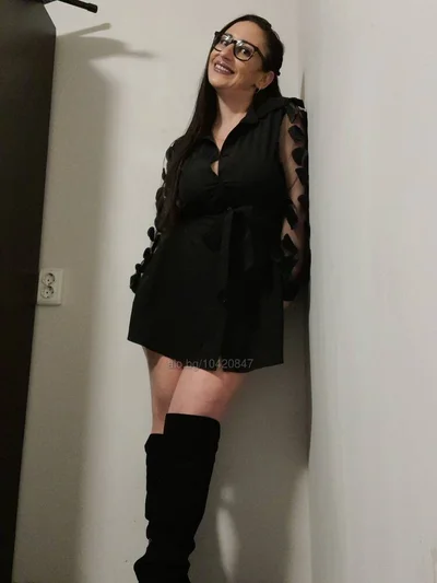 Компаньонка Плевен - За малко съм тук - Пенис колан, Стриптийз, Масаж - снимка 6