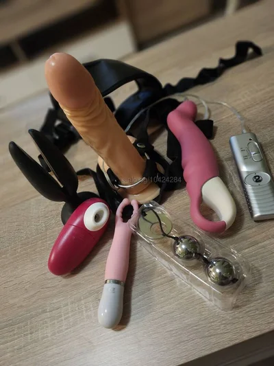 Компаньонка Слънчев бряг - 🔞✨️Your Naughty Luxury Top - Дълбоко гърло, Играчки, Строга господарка - снимка 3