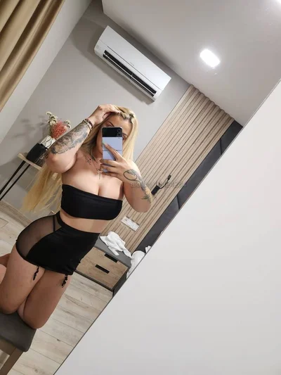 Компаньонка Созопол - 🔞✨️Your Naughty Luxury Top - Пенис колан, Строга господарка, Влизане в роля - снимка 3