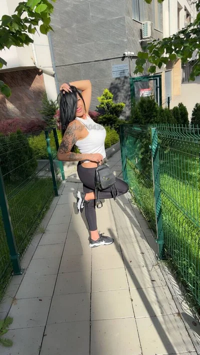 Компаньонка София - black barbie - Робиня, Влизане в роля, Масаж - снимка 2
