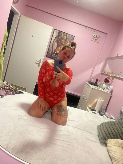 Компаньонка София - Escort girl - Строга господарка, Робиня, Влизане в роля - снимка 5