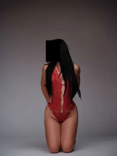 Компаньонка София - VIP Escort Nicole 😈🔥 - Класически секс, Орален секс, GFE - снимка 1