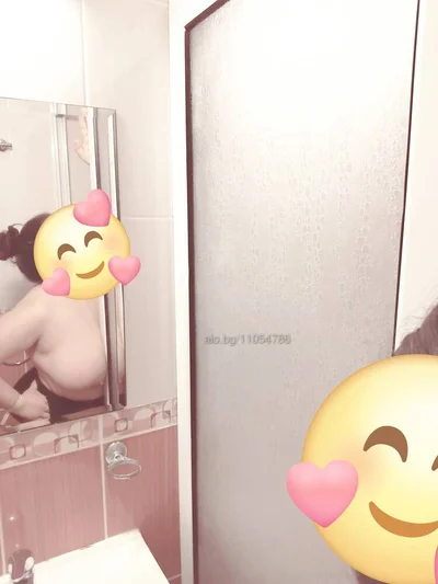 Компаньонка Варна - Масажи и релакс. Заповядайте - Дълбоко гърло, Играчки, Пенис колан - снимка 3