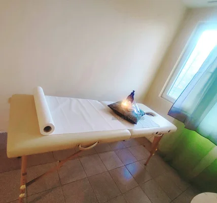 Компаньонка Варна - Масажи и релакс. Заповядайте