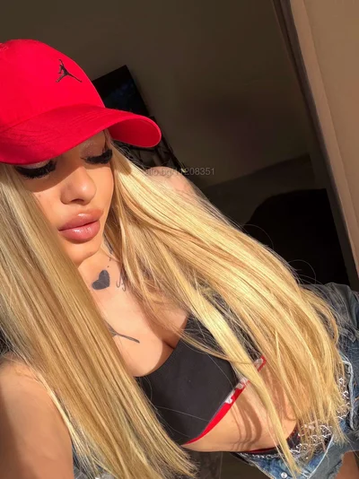 Компаньонка Варна - 💎SIMONA TOP💎 - Френска с презерватив, Френска без презерватив, Дълбоко гърло - снимка 2