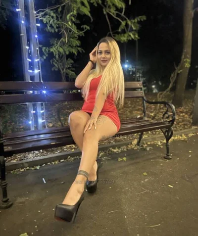 Компаньонка Бургас - New Barby👩🏼‍🦱 - Орален секс, BDSM, Френска с презерватив - снимка 2