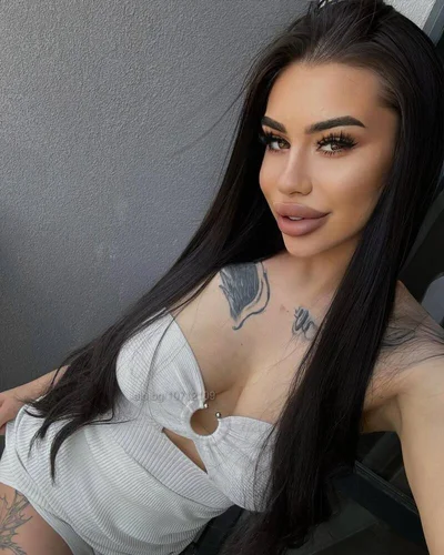 Компаньонка Пловдив - 👑 Bianca Royal 👑 💎 Luxury escort &amp; sensual massage ✨