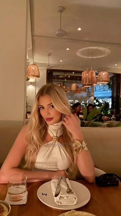 Компаньонка София - VIP RUSSIAN GFE 💎💯💯💯✅✅✅ - Строга господарка, Влизане в роля, Масаж - снимка 14