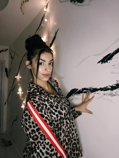 Компаньонка София - Севда М. - Класически секс, Френска с презерватив - снимка 5