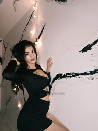 Компаньонка София - Севда топ