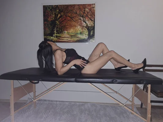 Компаньонка Варна - Sex...Passion...and more...