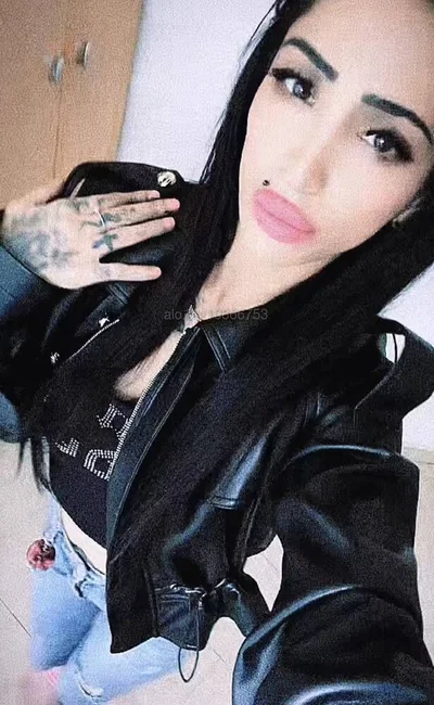 Компаньонка Пловдив - За малко Тук ела и Опитаи Нищо Истинско