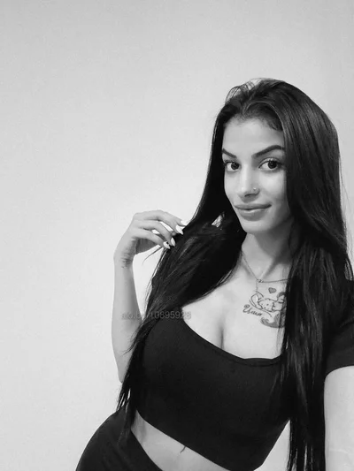 Компаньонка София - Севда топ