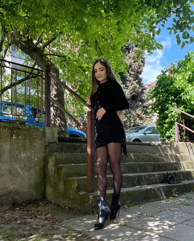 Компаньонка Варна - Zlata GFE info WHAT’S - Френска с презерватив, Френска без презерватив, Дълбоко гърло - снимка 6