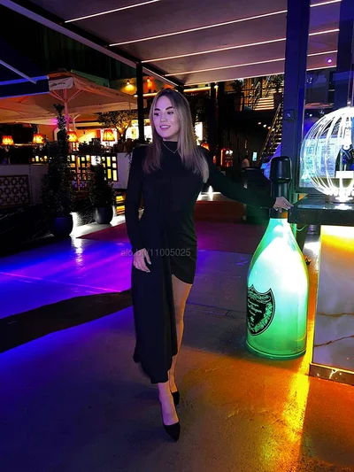 Компаньонка София - Vika in Sofia GFE - Стриптийз, Строга господарка, Влизане в роля - снимка 4