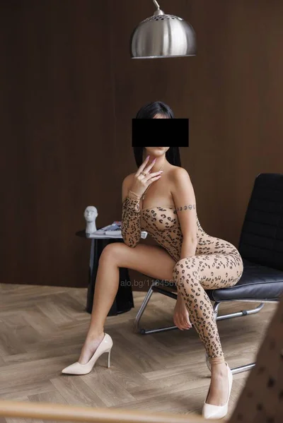 Компаньонка София - ❤️ DJENA VIP ❤️ - Анилингус, Играчки, Пенис колан - снимка 4