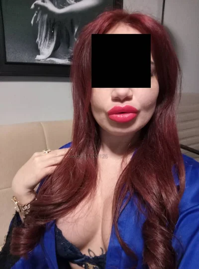 Компаньонка София - Запознанство ескорт Krisi GFE 300