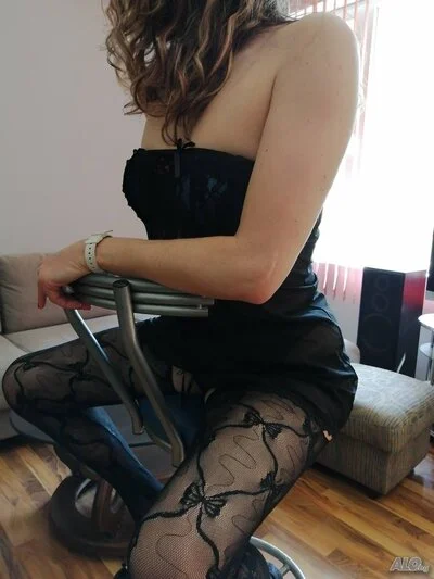 Компаньонка Варна - Nadia sexy - Френска с презерватив, Френска без презерватив, Дълбоко гърло - снимка 7