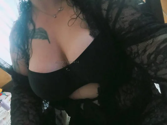 Компаньонка Варна - Sexy milf - Играчки, Пенис колан, Строга господарка - снимка 4
