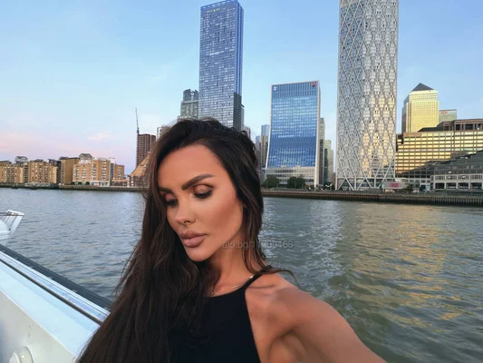 Компаньонка София - Jeniq GFE - Класически секс - снимка 13