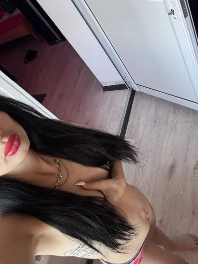 Компаньонка Габрово - Alexa❤️ ❌🔞𝑺𝒆𝒙𝒚 𝑩𝒓𝒖𝒏𝒆𝒕𝒕𝒆 100% - Пенис колан, Строга господарка, Масаж - снимка 4