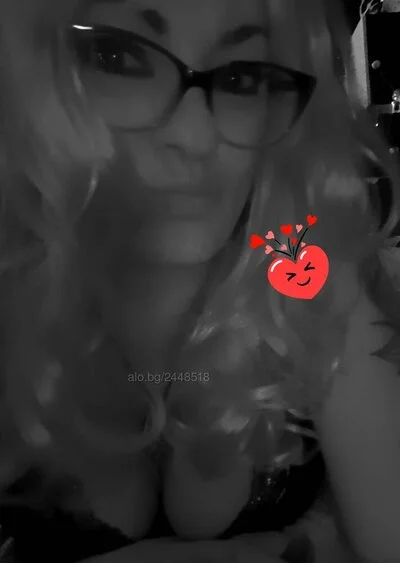 Компаньонка Варна - eла... отдай се на - Орален секс, Френска с презерватив, Френска без презерватив - снимка 8