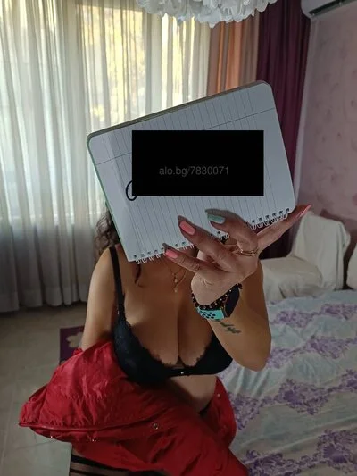 Компаньонка Хасково - Day and Night ❤️ - Класически секс, Пенис колан, Масаж - снимка 2